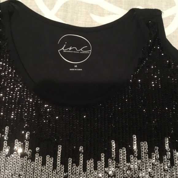 Blouse - Picture 2 of 3